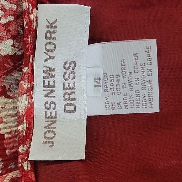 Jones New York Red and Tan Lined Floral Drape Neck Pullover Dress - Size 14 - Picture 8 of 8